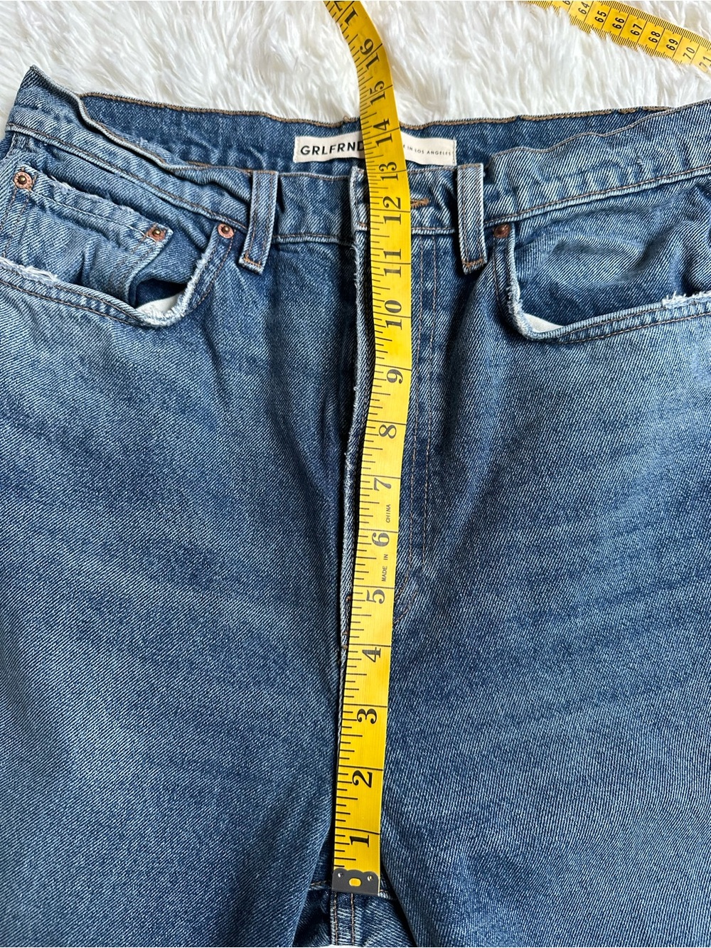 GRLFRND Sara Super High Rise Slim Straight Jeans - Sz 29 - Picture 11 of 12